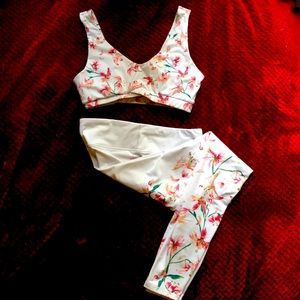 Fabletics 2 set Work out piece